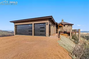 1060 Neon Moon View, Manitou Springs, CO 80829 - Photo 17