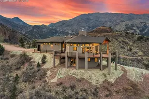 1060 Neon Moon View, Manitou Springs, CO 80829 - Photo 3