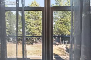 941 Tampico Ct, Colorado Springs, CO 80910 - Photo 17