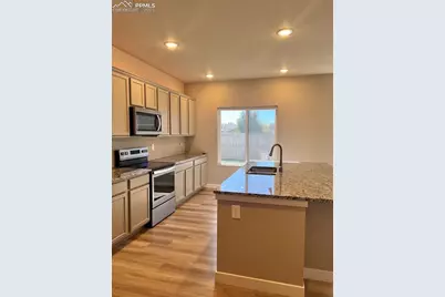 2204 Crestwood Lane, Pueblo, CO 81008 - Photo 9