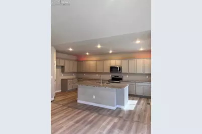 2204 Crestwood Lane, Pueblo, CO 81008 - Photo 5