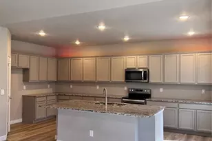 2204 Crestwood Ln, Pueblo, CO 81008 - Photo 5