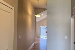 2204 Crestwood Ln, Pueblo, CO 81008 - Photo 3