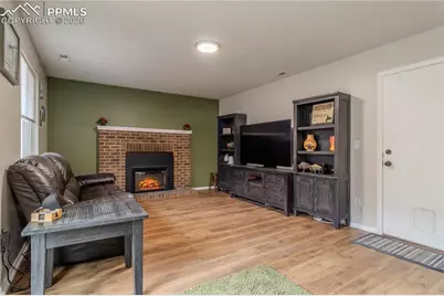 6390 Pemberton Way, Colorado Springs, CO 80919 - Photo 21