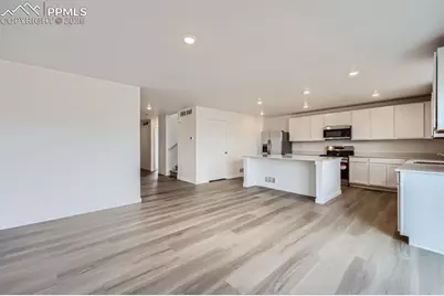 7836 Desert Wrangler Drive, Colorado Springs, CO 80908 - Photo 5