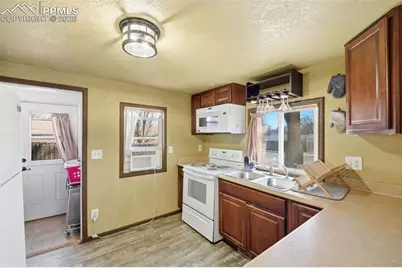 2314 E Monument Street, Colorado Springs, CO 80909 - Photo 7