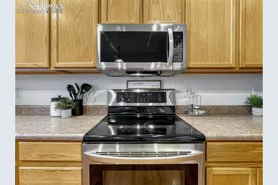 6553 Harvey Lane, Colorado Springs, CO 80923 - Photo 9