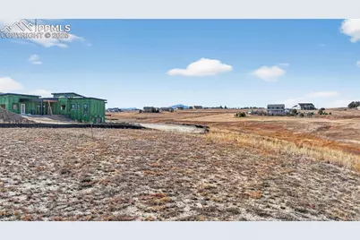 15690 Fox Creek Lane, Colorado Springs, CO 80908 - Photo 11