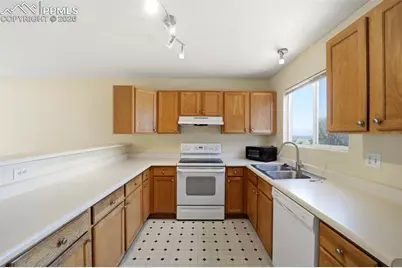 2650 Bannister Court, Colorado Springs, CO 80920 - Photo 11
