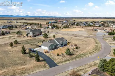 685 Green Gables Way, Bennett, CO 80102 - Photo 41