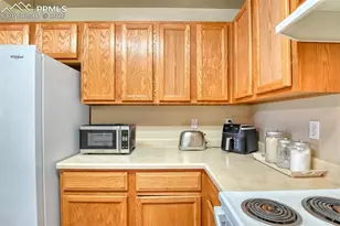 2095 Legacy Ridge View, Colorado Springs, CO 80910 - Photo 11