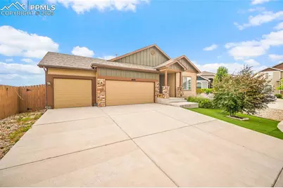 10648 Desert Bloom Way, Colorado Springs, CO 80925 - Photo 7