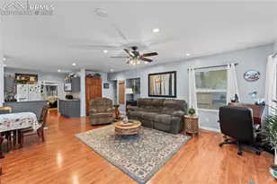 521 E Brookside St, Colorado Springs, CO 80905 - Photo 3