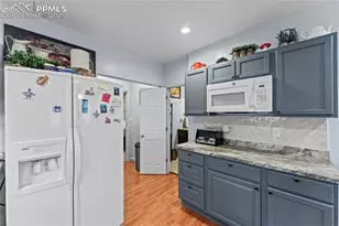 521 E Brookside St, Colorado Springs, CO 80905 - Photo 9