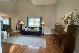 6040 Hombre Ct, Colorado Springs, CO 80922 - Photo 3