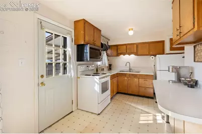 1209 Cumberland Street, Colorado Springs, CO 80907 - Photo 11