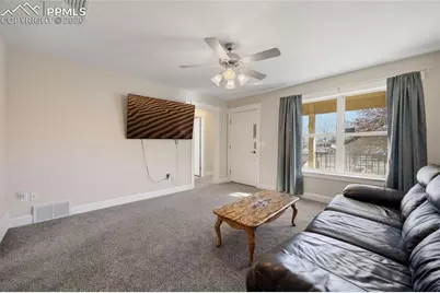 2039 E 8th Street, Pueblo, CO 81001 - Photo 9