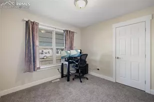 2039 E 8th St, Pueblo, CO 81001 - Photo 21