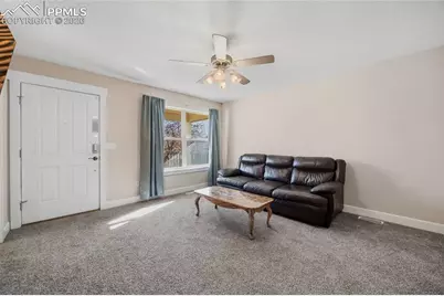 2039 E 8th Street, Pueblo, CO 81001 - Photo 7