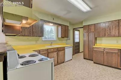 3945 Bunk House Drive, Colorado Springs, CO 80917 - Photo 11