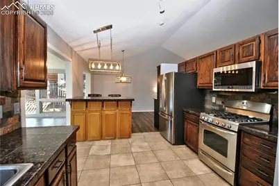 725 N Grey Eagle Circle, Colorado Springs, CO 80919 - Photo 11