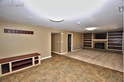 725 N Grey Eagle Circle, Colorado Springs, CO 80919 - Photo 27