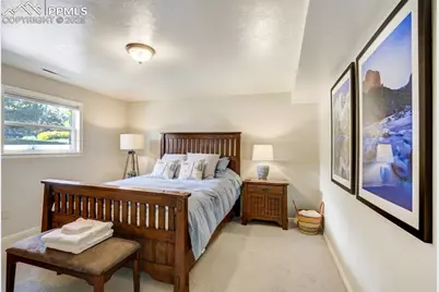 535 Silver Spring Circle, Colorado Springs, CO 80919 - Photo 23