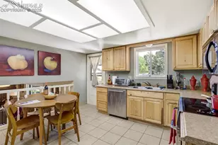 535 Silver Spring Cir, Colorado Springs, CO 80919 - Photo 13