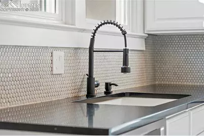 21 E Washington Street, Colorado Springs, CO 80907 - Photo 13