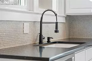 21 E Washington St, Colorado Springs, CO 80907 - Photo 13