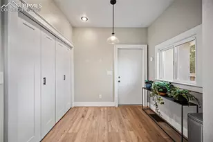 21 E Washington St, Colorado Springs, CO 80907 - Photo 9