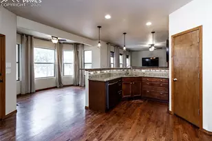 10916 Silver Mountain Point, Colorado Springs, CO 80908 - Photo 15