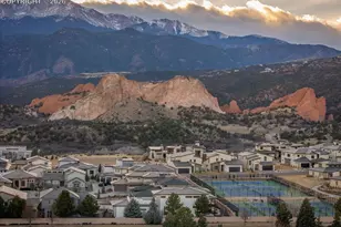 3089 Cathedral Pk Vw, Colorado Springs, CO 80904 - Photo 3