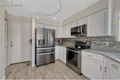 1310 Chesham Circle, Colorado Springs, CO 80907 - Photo 9