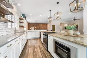 3215 Hollycrest Dr, Colorado Springs, CO 80920 - Photo 11