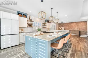 3215 Hollycrest Dr, Colorado Springs, CO 80920 - Photo 9