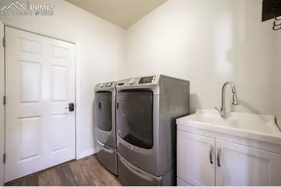 3215 Hollycrest Drive, Colorado Springs, CO 80920 - Photo 31