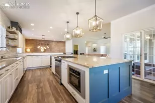 3215 Hollycrest Dr, Colorado Springs, CO 80920 - Photo 9