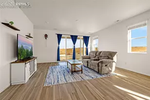 1745 Manassa St, Pueblo, CO 81001 - Photo 9