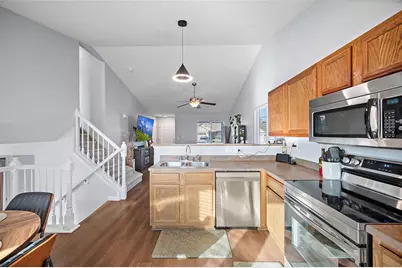 7247 Coral Ridge Drive, Colorado Springs, CO 80925 - Photo 11