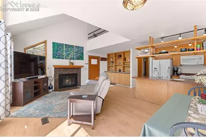 376 Pilot Knob Avenue, Manitou Springs, CO 80829 - Photo 5