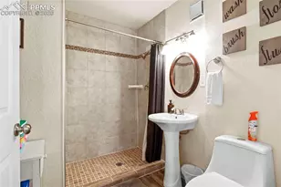 5110 Villa Cir, Colorado Springs, CO 80918 - Photo 17