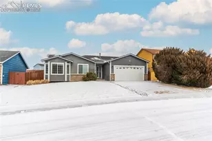 8258 Firethorn Dr, Colorado Springs, CO 80925 - Photo 3