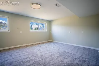 818 S Circle Drive, Colorado Springs, CO 80910 - Photo 15