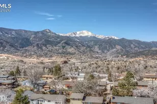 609 Pioneer Ln, Colorado Springs, CO 80904 - Photo 47