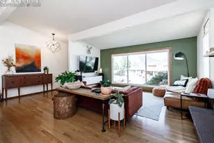 609 Pioneer Ln, Colorado Springs, CO 80904 - Photo 7