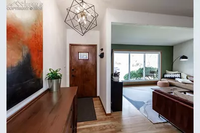 609 Pioneer Lane, Colorado Springs, CO 80904 - Photo 5