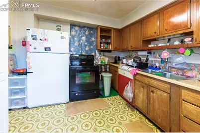 2303 Lassen Drive, Colorado Springs, CO 80910 - Photo 11