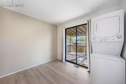 135 Helena Lane, Colorado Springs, CO 80904 - Photo 19