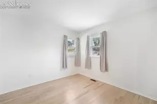 135 Helena Ln, Colorado Springs, CO 80904 - Photo 29